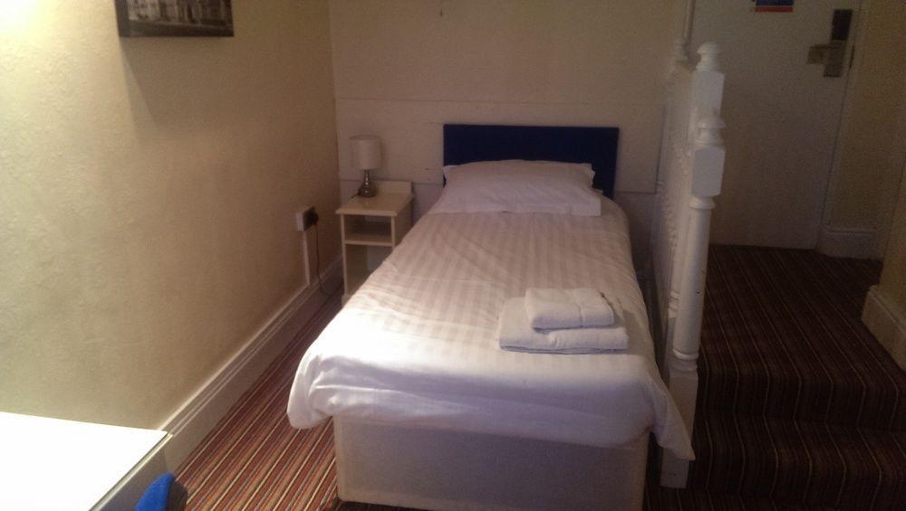 Huddersfield Hotel Ngoại thất bức ảnh