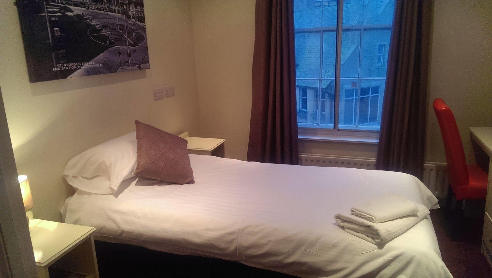 Huddersfield Hotel Ngoại thất bức ảnh